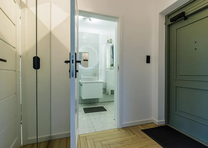 Solo Na Wyspie, Blisko Morza Sobieszewo *