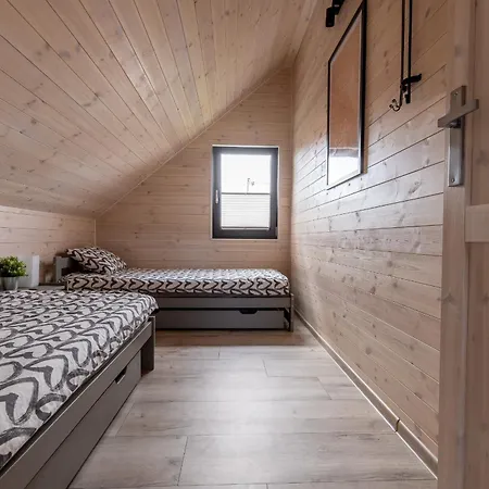 Solo Na Wyspie, Blisko Morza Sobieszewo