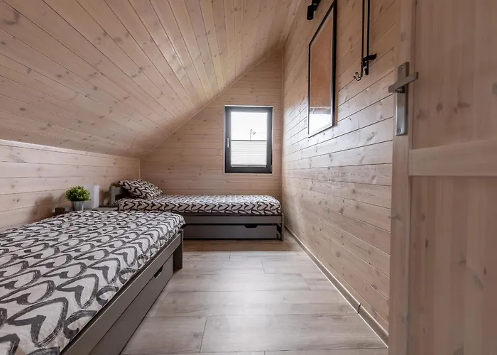 Solo Na Wyspie, Blisko Morza Sobieszewo